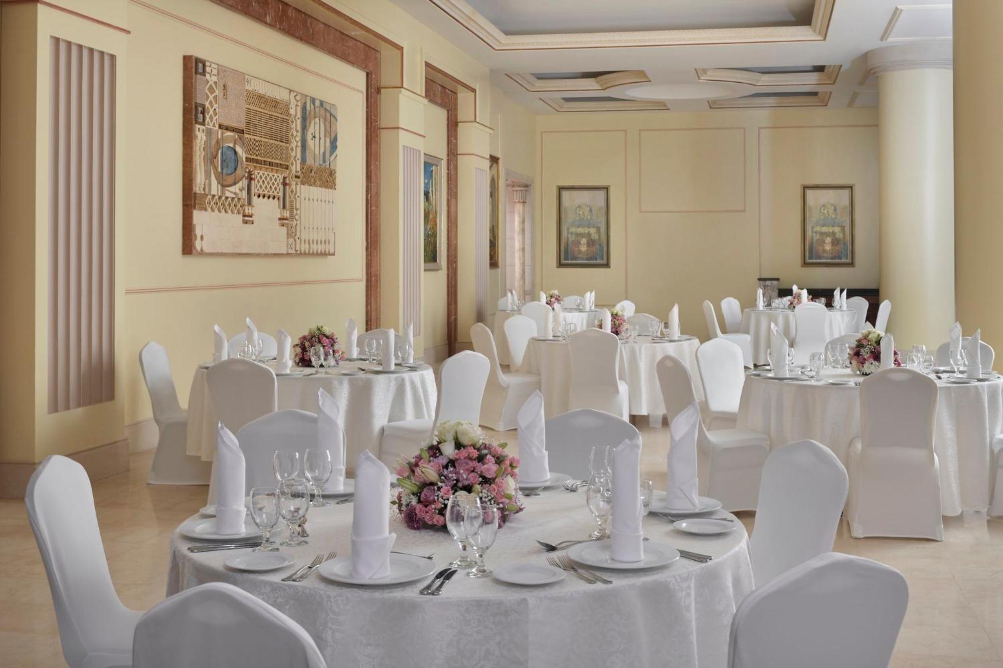 Intercontinental Dar Al Iman Madinah By Ihg 5* Medina